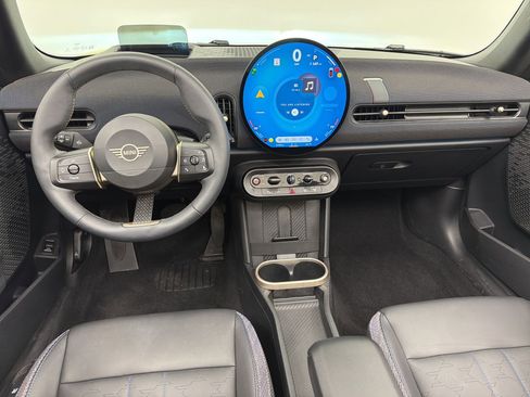 Used 2025 MINI Cooper S FWD image 14