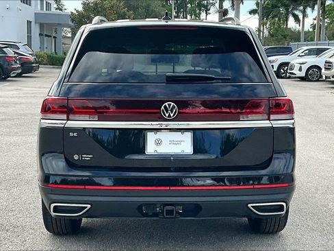 New 2026 Volkswagen Atlas SE FWD image 6