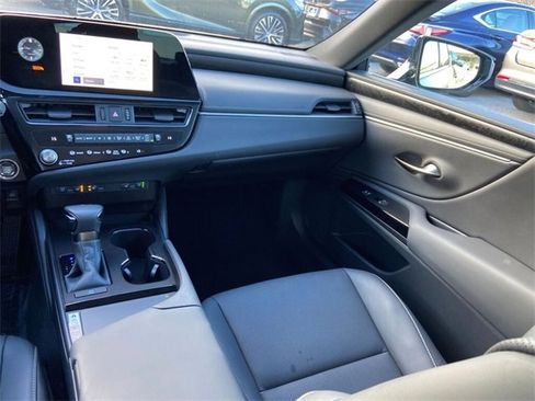 Certified 2024 Lexus ES 350 w/ Premium Package image 14