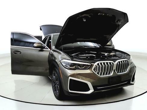 Used 2022 BMW X6 xDrive40i w/ Premium Package AWD/4WD image 9