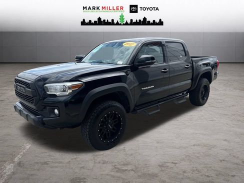 Used 2017 Toyota Tacoma TRD Off-Road w/ Tow Package (A/T) AWD/4WD image 1