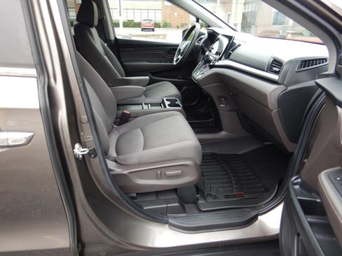 Used 2020 Honda Odyssey EX image 18