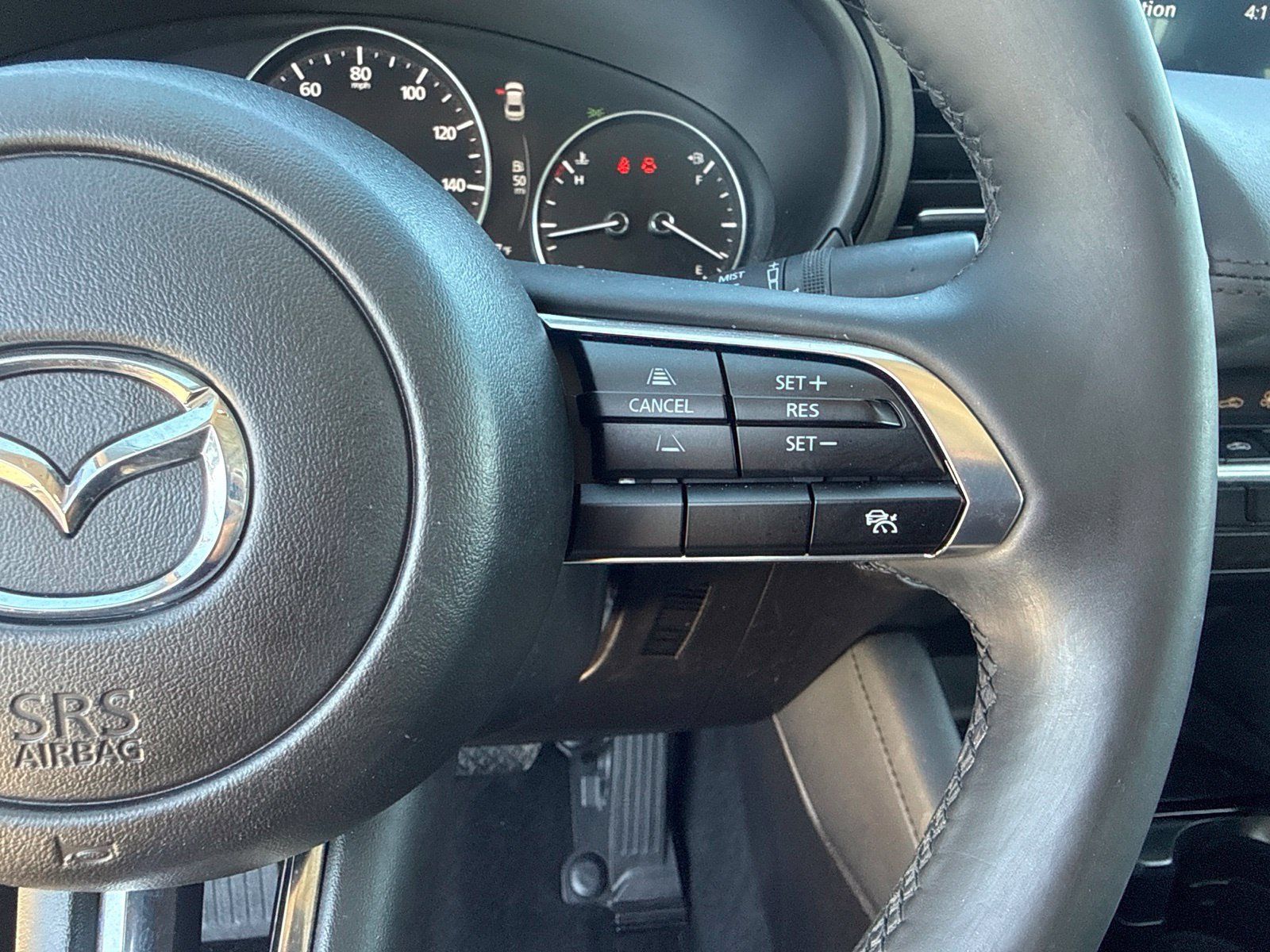 Used 2024 MAZDA MAZDA3 s FWD image 11