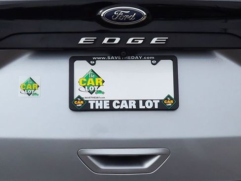 Used 2022 Ford Edge SEL image 21