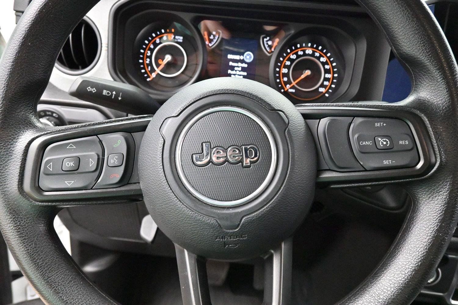 Used 2025 Jeep Gladiator Sport AWD/4WD image 15