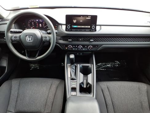 Certified 2023 Honda Accord EX image 22