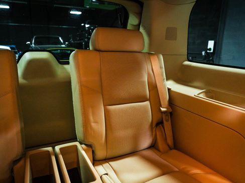Used 2007 Cadillac Escalade AWD image 33