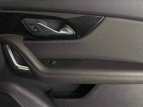 Used 2023 Chevrolet Blazer Premier image 26