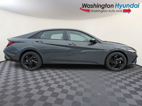 New 2026 Hyundai Elantra Sport FWD image 7