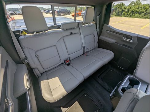 Used 2023 Chevrolet Silverado 1500 LTZ w/ Technology Package AWD/4WD image 22