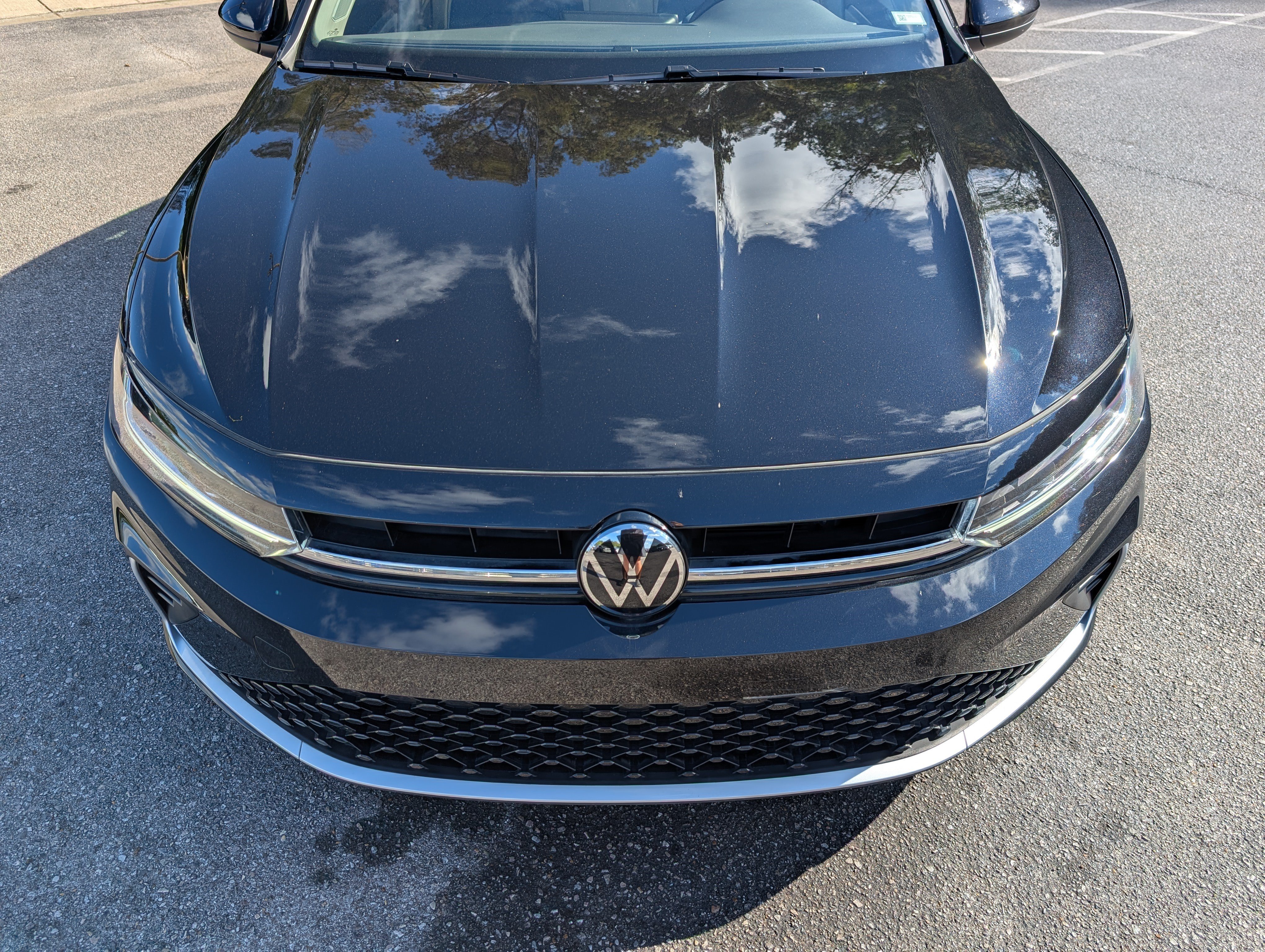 Used 2025 Volkswagen Jetta SE w/ Sunroof Package FWD image 12