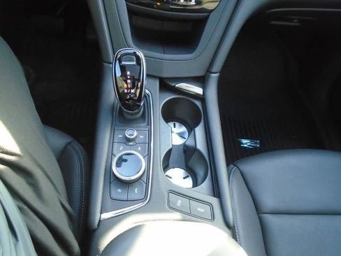 Used 2022 Cadillac XT6 Premium Luxury w/ Technology Package image 15