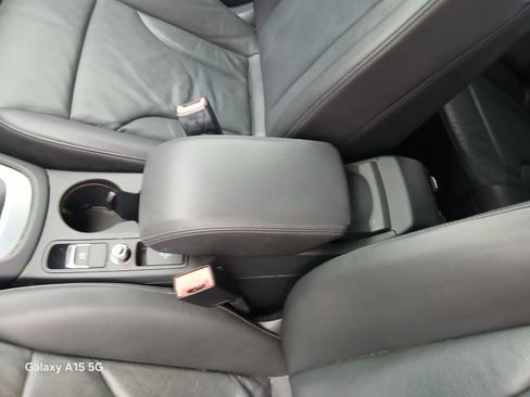 Used 2017 Audi Q3 2.0T Premium Plus w/ Premium Plus Package FWD image 8