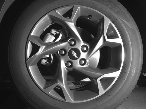 Used 2025 Chevrolet Trax LT image 12