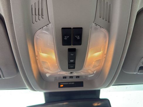 Used 2017 Chevrolet Equinox LT w/ Convenience Package FWD image 29