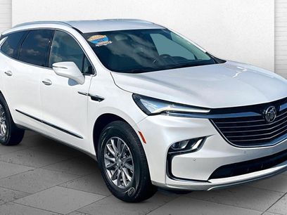 Used 2022 Buick Enclave Essence
