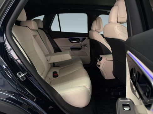 Certified 2024 Mercedes-Benz GLC 300 4MATIC image 25