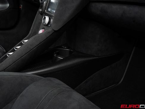 Used 2022 McLaren 765LT RWD image 43