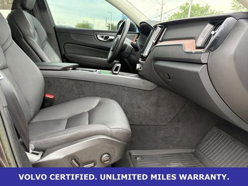 Certified 2023 Volvo XC60 B5 Plus AWD/4WD image 35