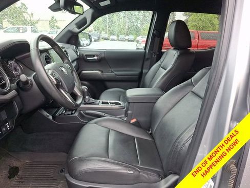Certified 2023 Toyota Tacoma TRD Off-Road w/ Black Out Package (TMS) AWD/4WD image 17