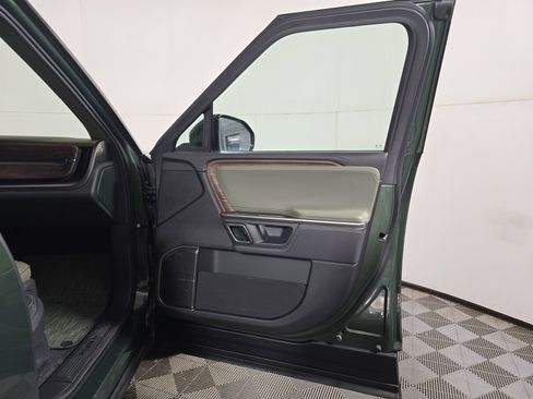 Used 2022 Rivian R1S Launch Edition image 18