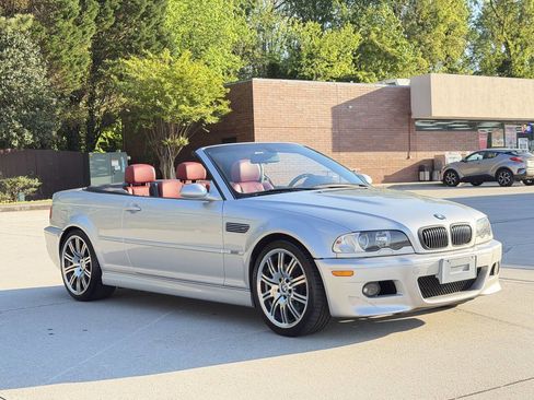 Used 2004 BMW M3 Convertible RWD image 3