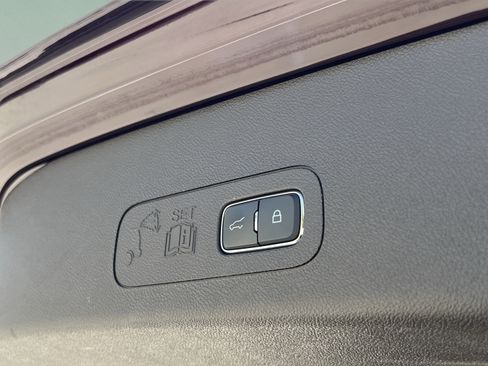 Certified 2024 Lincoln Aviator Black Label w/ Class IV Trailer Tow Package AWD/4WD image 29