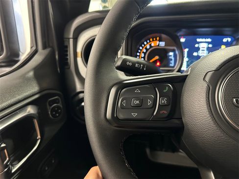 New 2025 Jeep Wrangler Willys image 18