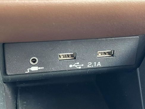 Used 2022 Subaru Outback Touring XT image 19