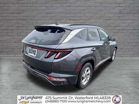 Used 2022 Hyundai Tucson SEL FWD image 3