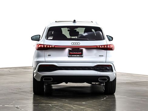 New 2025 Audi Q5 Premium Plus image 3