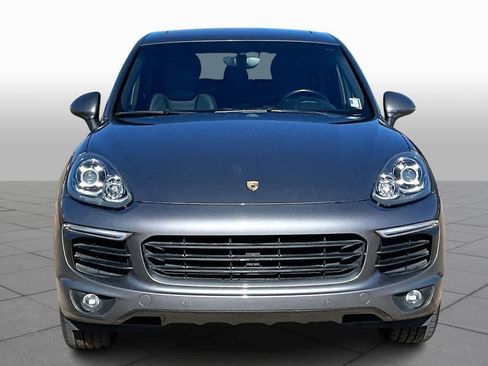 Used 2017 Porsche Cayenne image 3