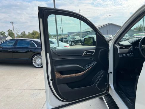 Used 2015 GMC Yukon Denali w/ Open Road Package image 13