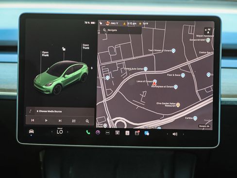 Used 2022 Tesla Model Y Performance image 14