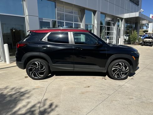 Used 2025 Chevrolet TrailBlazer RS w/ Driver Confidence Package AWD/4WD image 10