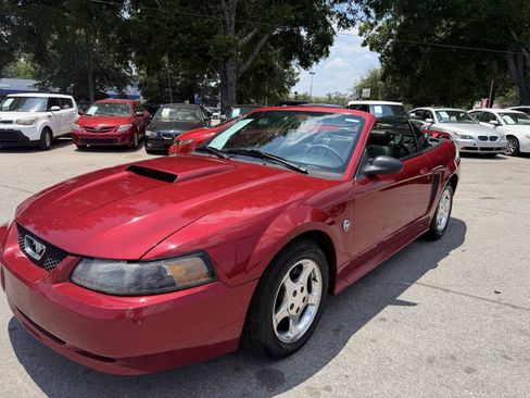 Used 2004 Ford Mustang Convertible RWD image 20
