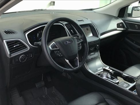 Used 2019 Ford Edge SEL w/ Equipment Group 201A AWD/4WD image 17
