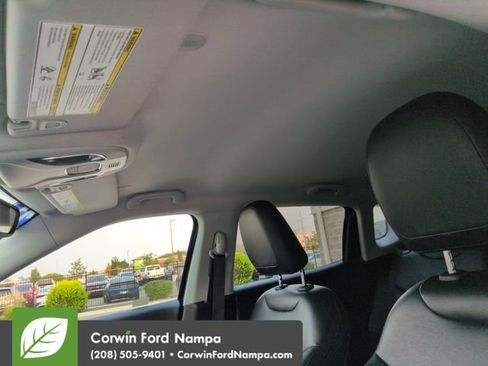 Used 2021 Jeep Compass Latitude AWD/4WD image 22