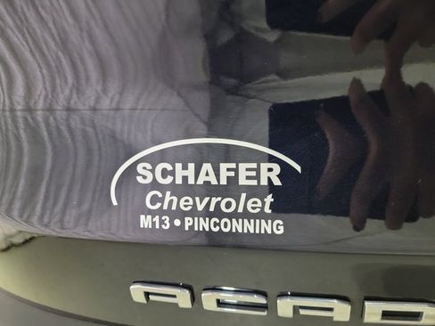 Used 2022 GMC Acadia SLT w/ GMC Pro Grade Package image 82