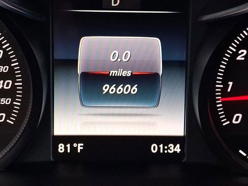 Used 2018 Mercedes-Benz C 300 4MATIC Sedan image 23