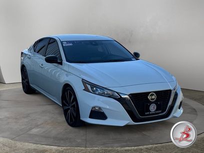 Used 2022 Nissan Altima 2.5 SR