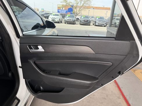 Used 2015 Hyundai Sonata Sport 2.0T FWD image 12