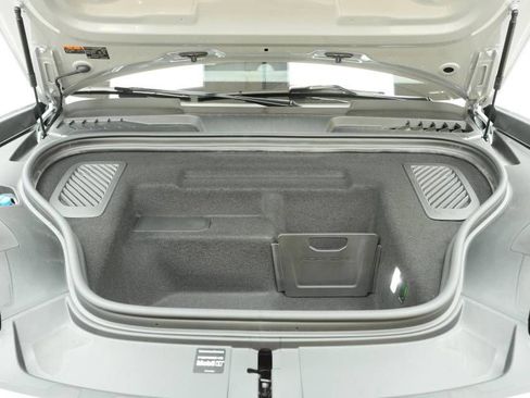 New 2026 Porsche Macan GTS Electric image 29