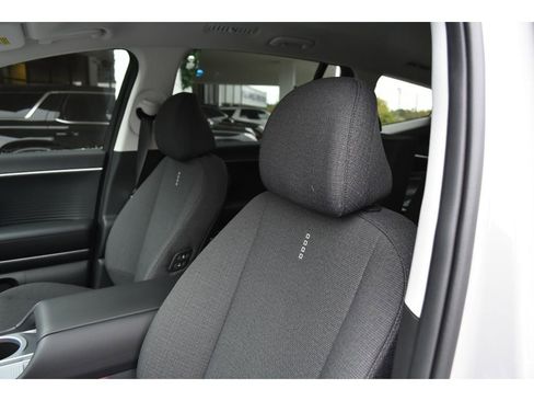 New 2026 Hyundai Ioniq 9 SE image 28