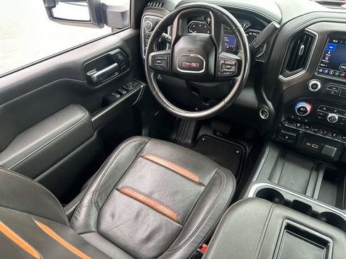 Used 2022 GMC Sierra 2500 AT4 w/ AT4 Preferred Package image 18