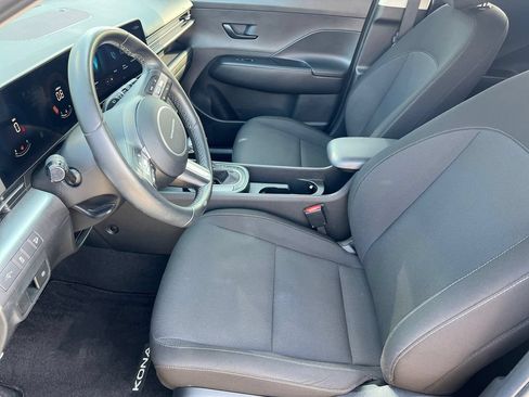 Used 2024 Hyundai Kona SEL FWD image 17