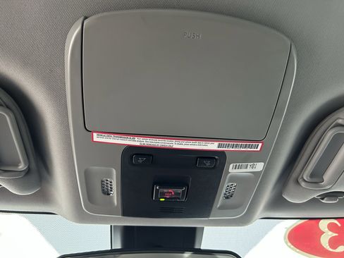 Certified 2023 Toyota Camry SE image 30