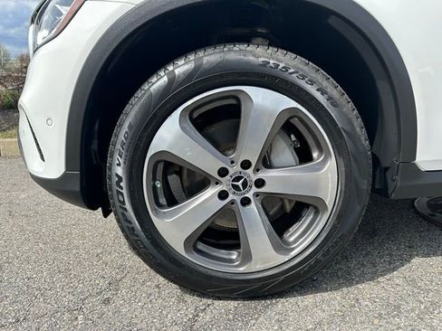 Used 2022 Mercedes-Benz GLC 300 4MATIC image 9