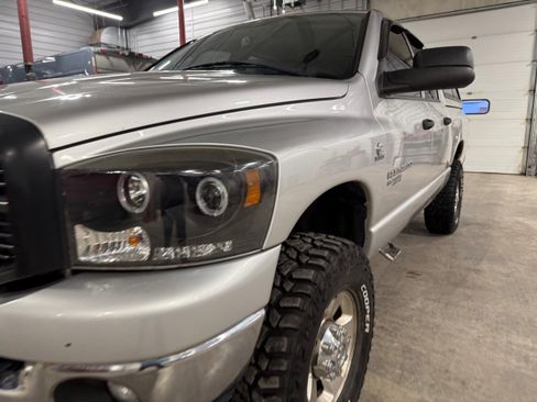 Used 2006 Dodge Ram 2500 Truck SLT w/ Quad Cab Big Horn Value Group image 45