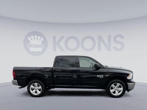 Used 2023 RAM 1500 Classic SLT image 7